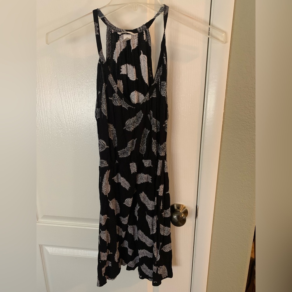 Elegant Black and White Feather Print Dress